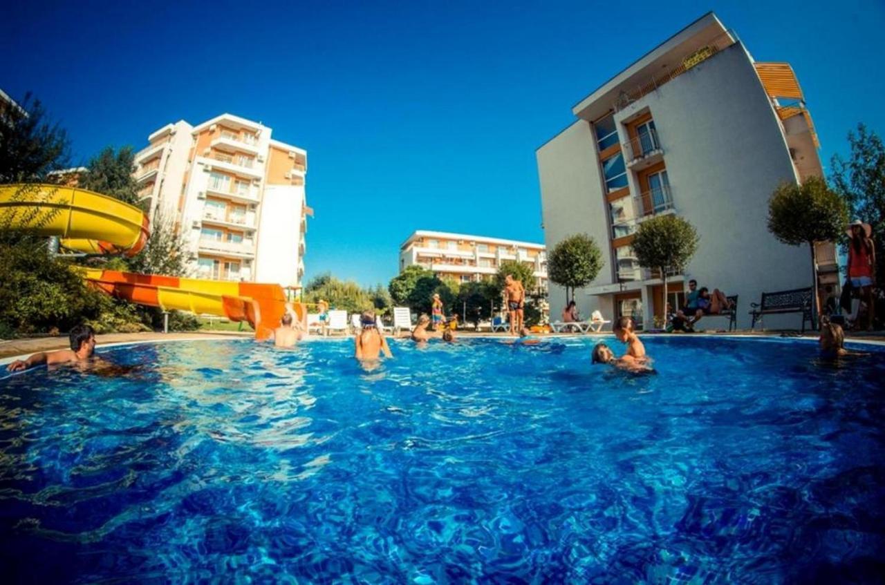 Fort Noks - Menada Apartments Sveti Vlas Dış mekan fotoğraf