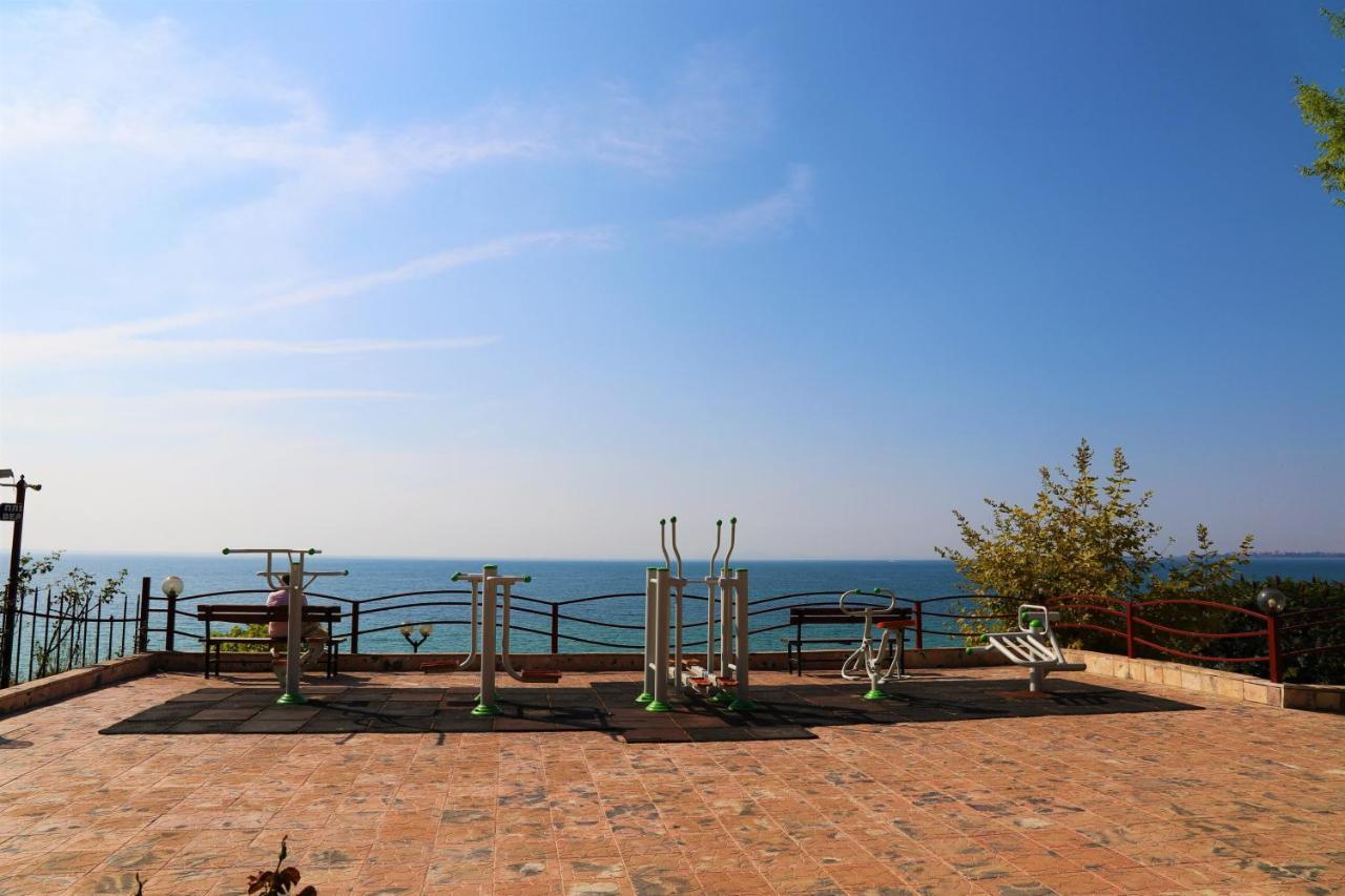 Fort Noks - Menada Apartments Sveti Vlas Dış mekan fotoğraf