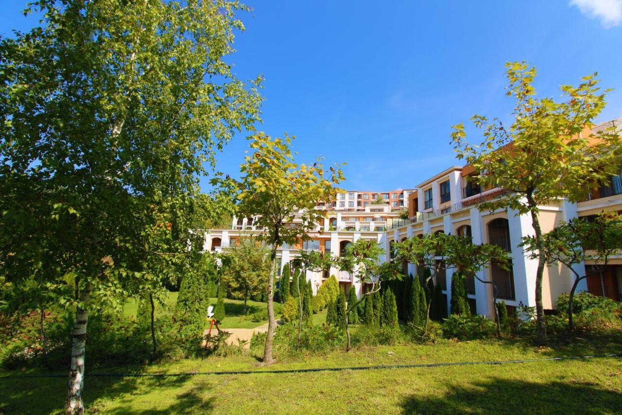 Fort Noks - Menada Apartments Sveti Vlas Dış mekan fotoğraf