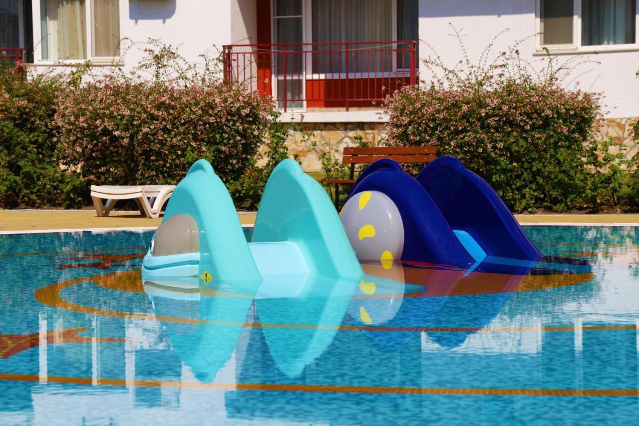 Fort Noks - Menada Apartments Sveti Vlas Dış mekan fotoğraf