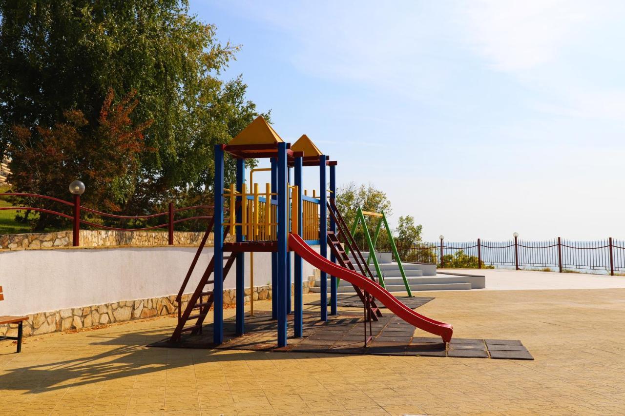 Fort Noks - Menada Apartments Sveti Vlas Dış mekan fotoğraf
