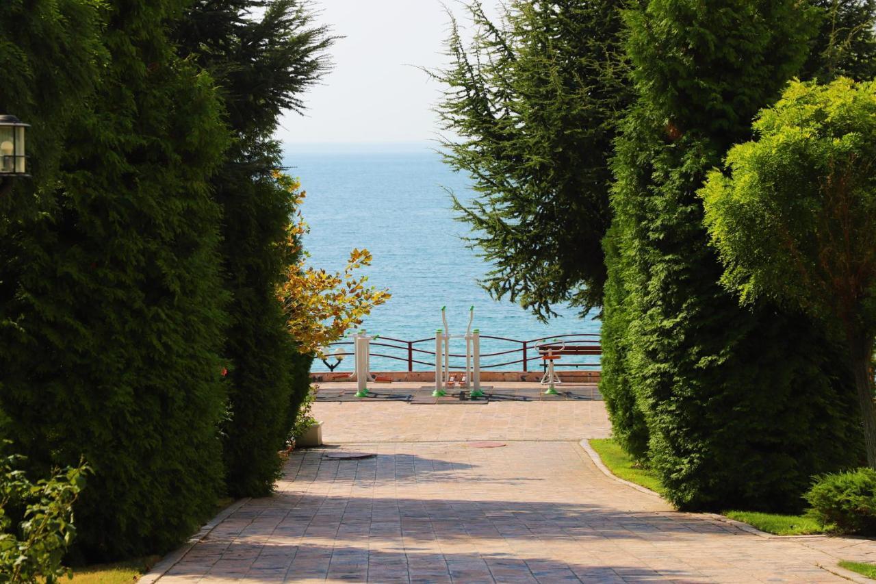 Fort Noks - Menada Apartments Sveti Vlas Dış mekan fotoğraf