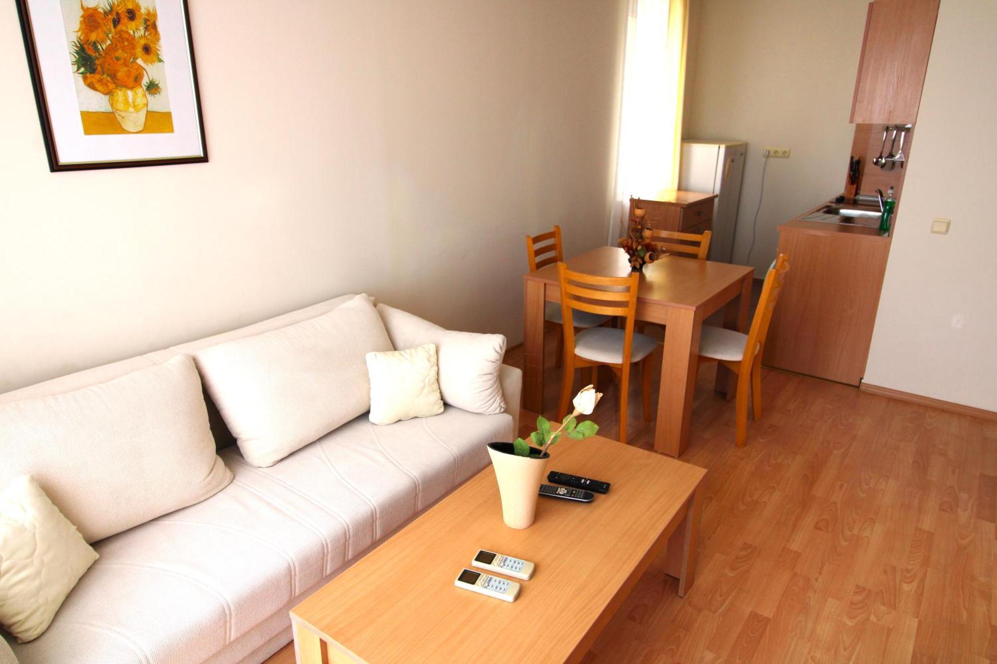 Fort Noks - Menada Apartments Sveti Vlas Dış mekan fotoğraf